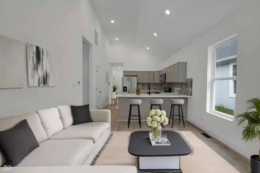 4230 Kingsley Drive, Indianapolis, IN 46205 - Image #3