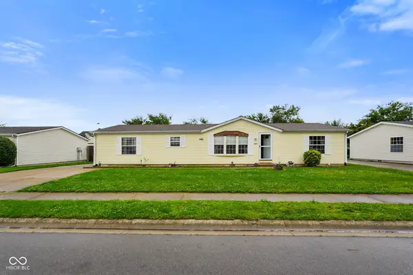 4697 W Ridge Drive, Columbus, IN 47203