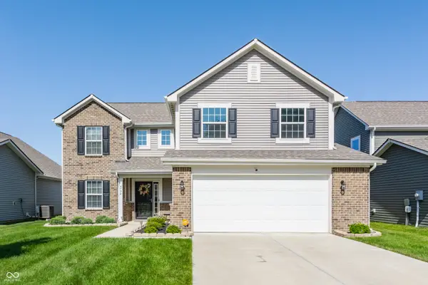 5794 Cherrywood Lane, McCordsville, IN 46055