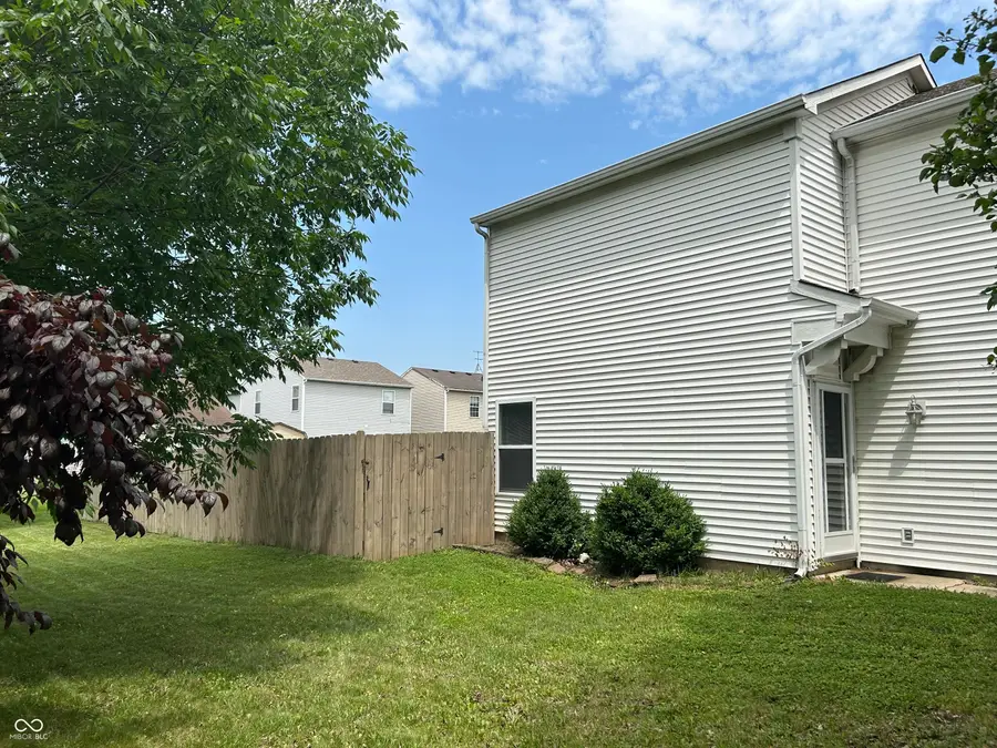 1294 Kenwood Drive, Greenwood, IN 46143 - Image #3