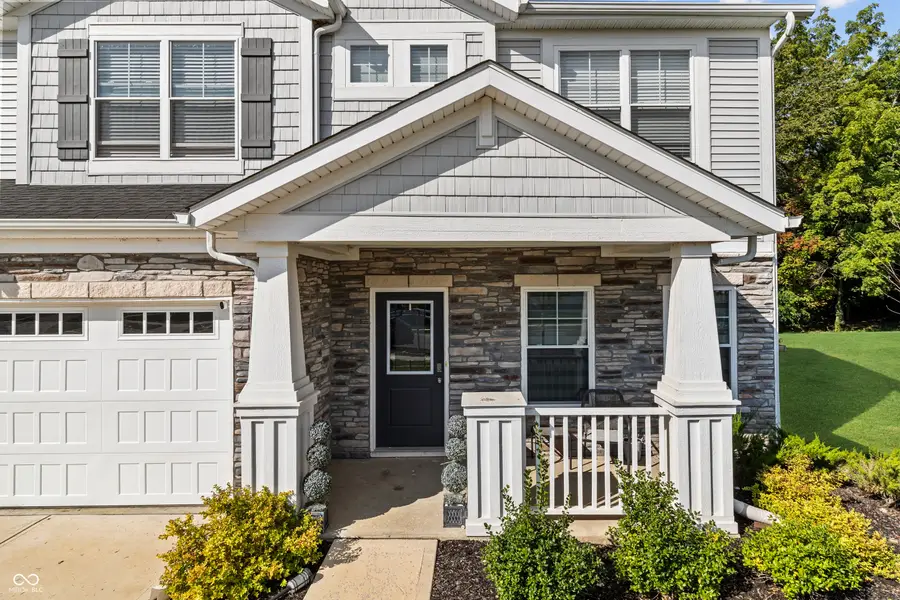 210 Lynnette Way, Cumberland, IN 46229 - Image #2