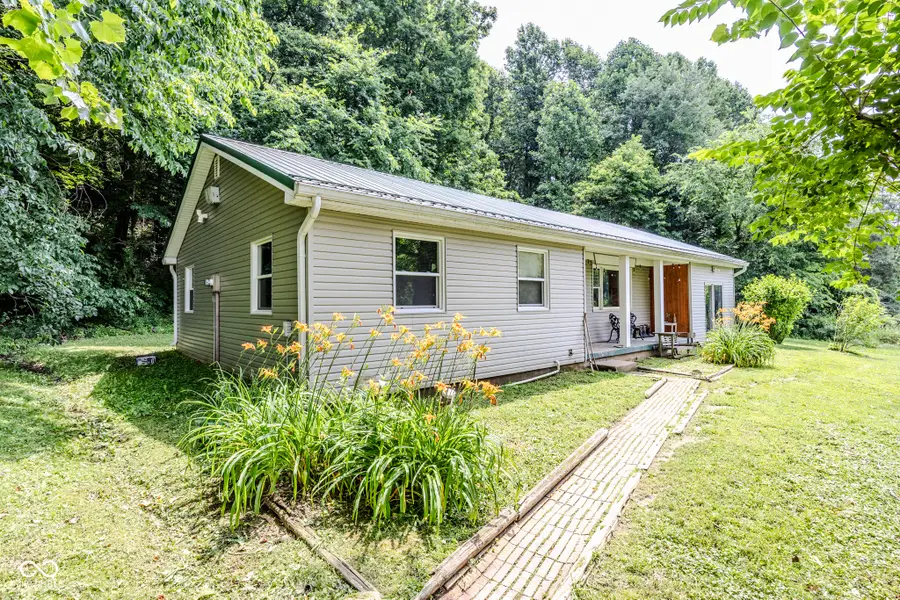 2246 E Yellowwood Lane, Martinsville, IN 46151 - Image #2