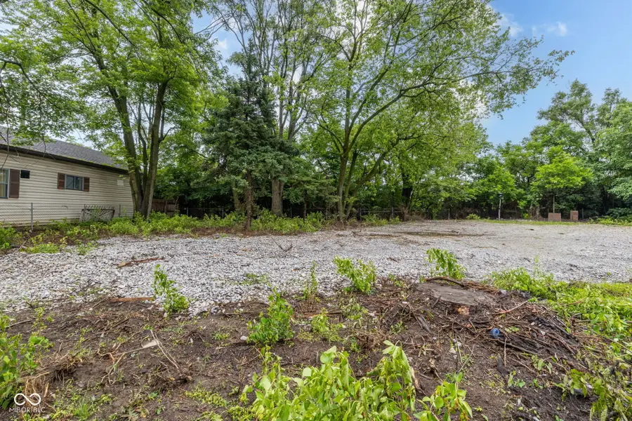 215 S Davidson Street, Indianapolis, IN 46202 - Image #3