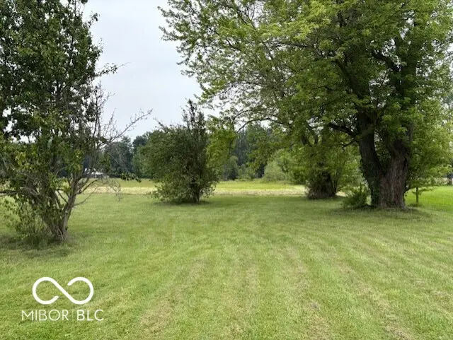 321 E Santee Drive, Greensburg, IN 47240 - Image #2