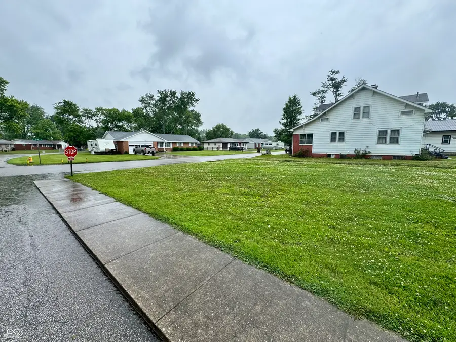 604 N Elm Street, North Vernon, IN 47265 - Image #2