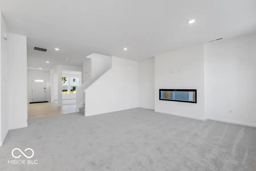 292 Commodore Drive, Pittsboro, IN 46167 - Image #3