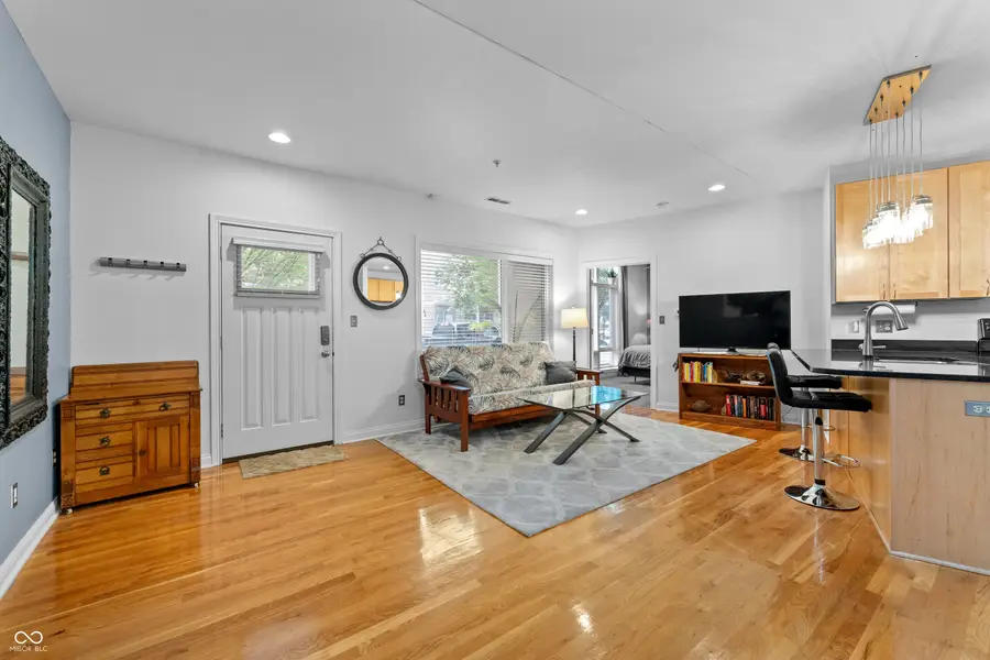 932 N Broadway Street #4, Indianapolis, IN 46202 - Image #3