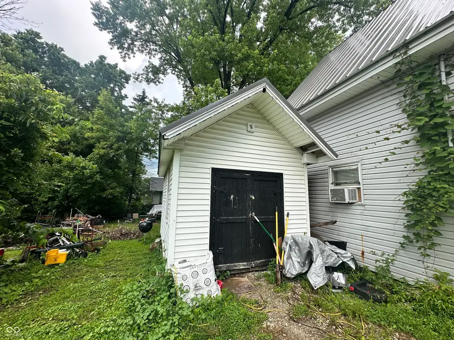 9 E Liberty Street, Greencastle, IN 46135 - Image #2