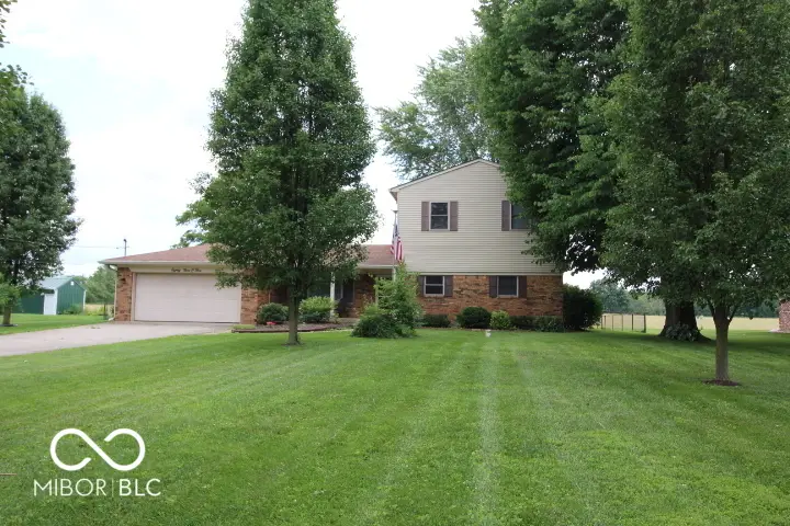 8905 Maze Road, Indianapolis, IN 46259 - Image #2