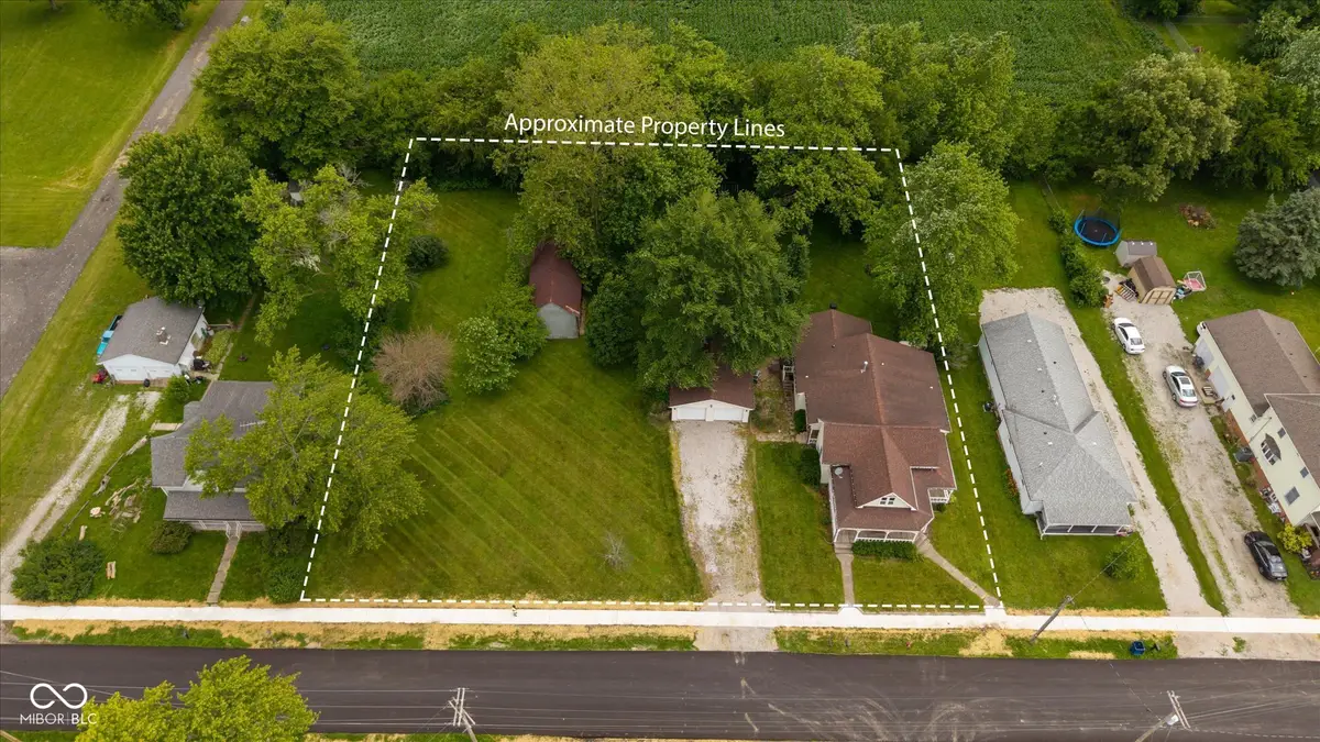 206 W Wall Street, Advance, IN 46102 - Image #1