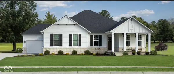 1452 E Greyhound Pass E, Carmel, IN 46032