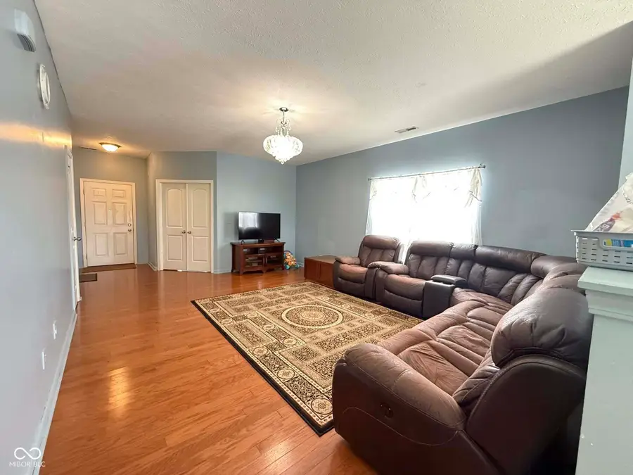 621 Appleseed Way, Indianapolis, IN 46217 - Image #3