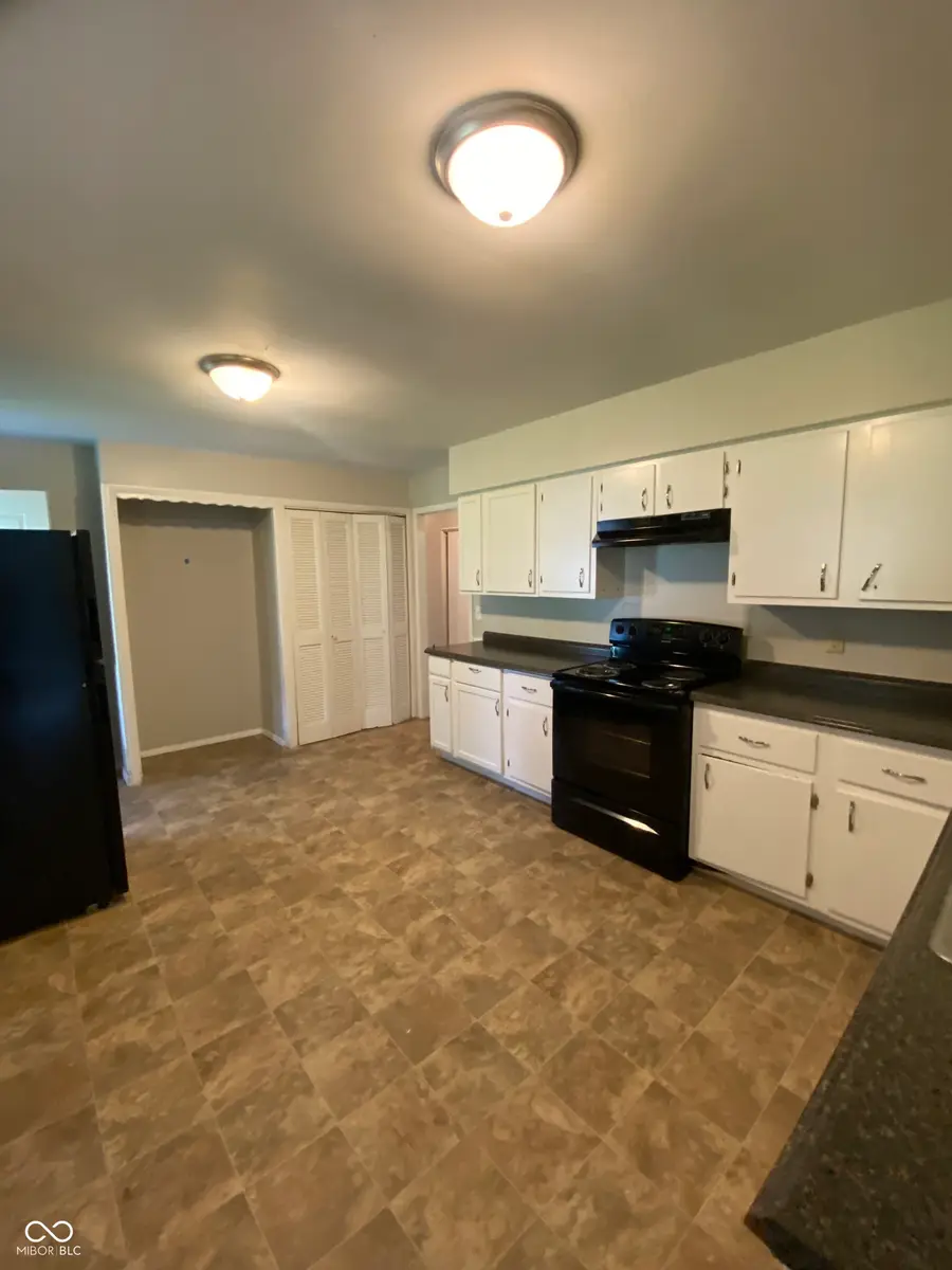 3560 Bradford Drive, Indianapolis, IN 46221 - Image #3