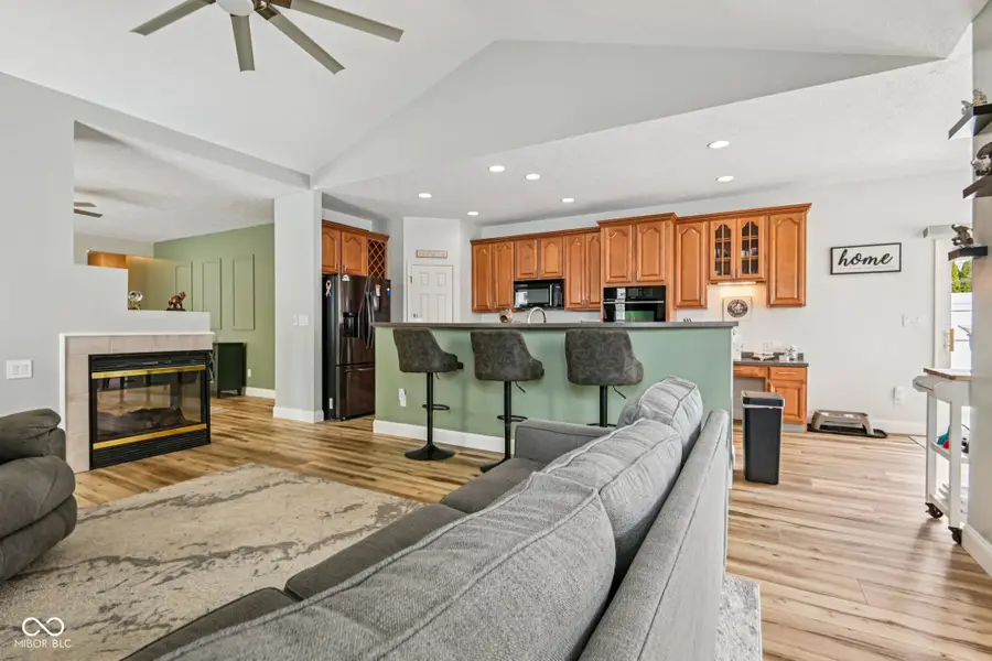 1195 Ganton Drive, Avon, IN 46123 - #3