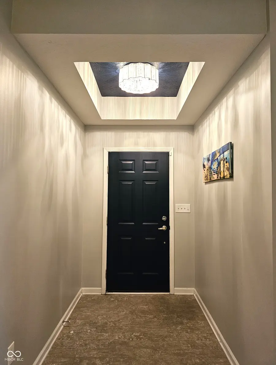 7403 Beal Circle, Indianapolis, IN 46217 - Image #3