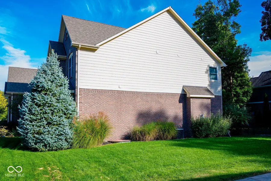 6677 W May Apple Drive, McCordsville, IN 46055 - Image #3