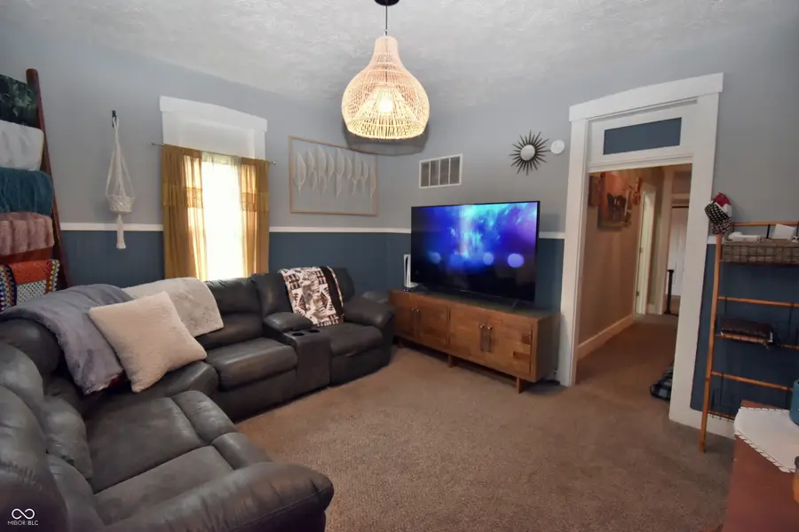 289 W Walnut Street, Martinsville, IN 46151 - Image #3