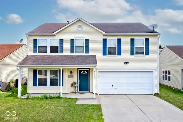 9114 Stones Bluff Lane, Indianapolis, IN 46113