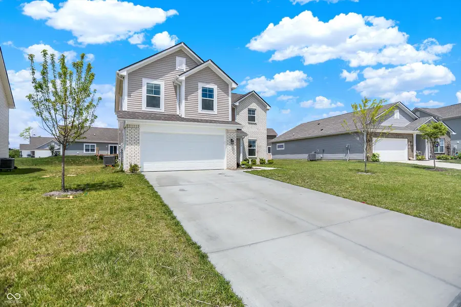 1612 N Regatta Drive, Greenfield, IN 46140 - Image #2