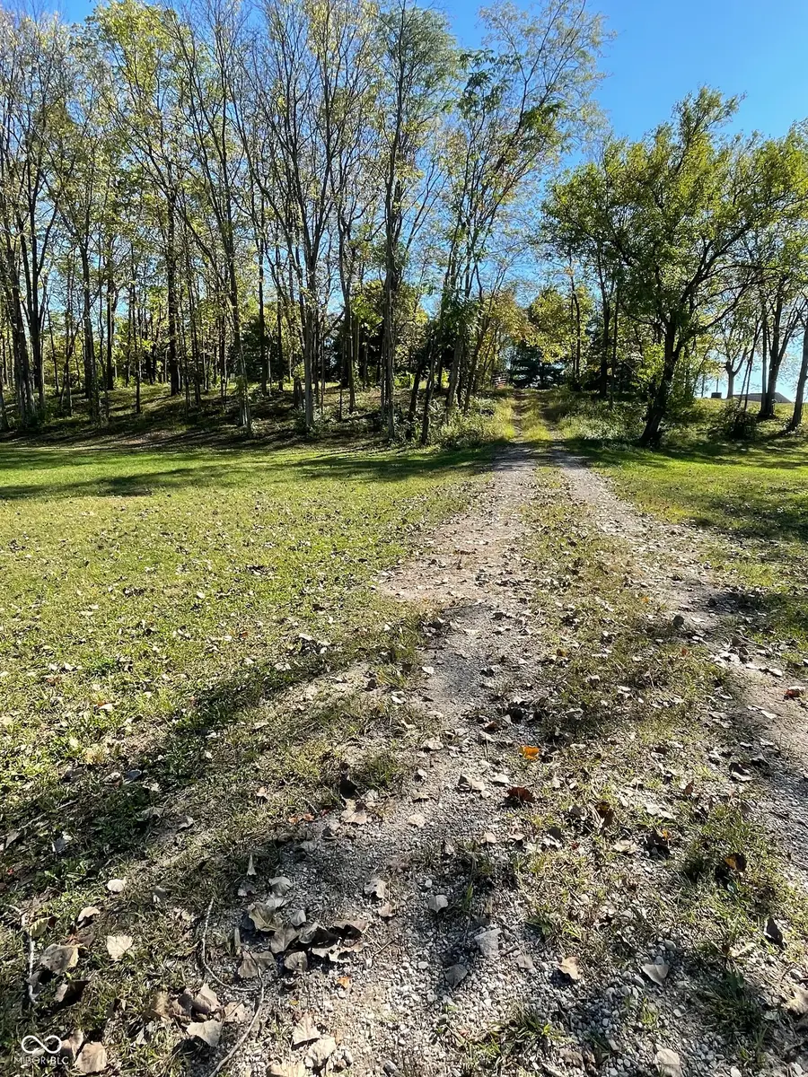 5586 Gibbs Road, Plainfield, IN 46168 - Image #3