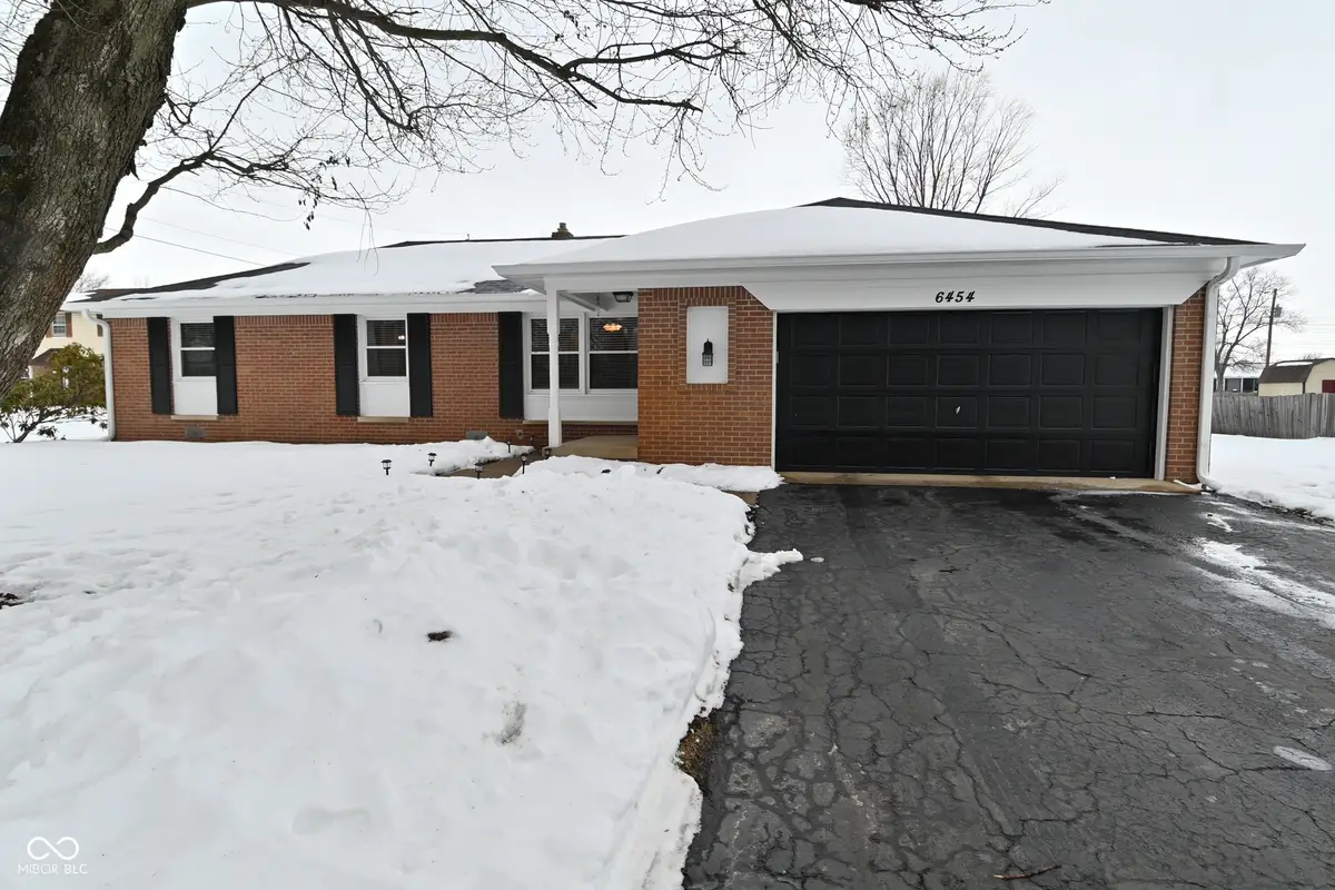 6454 Maple Manor, Brownsburg, IN 46112 - Image #1
