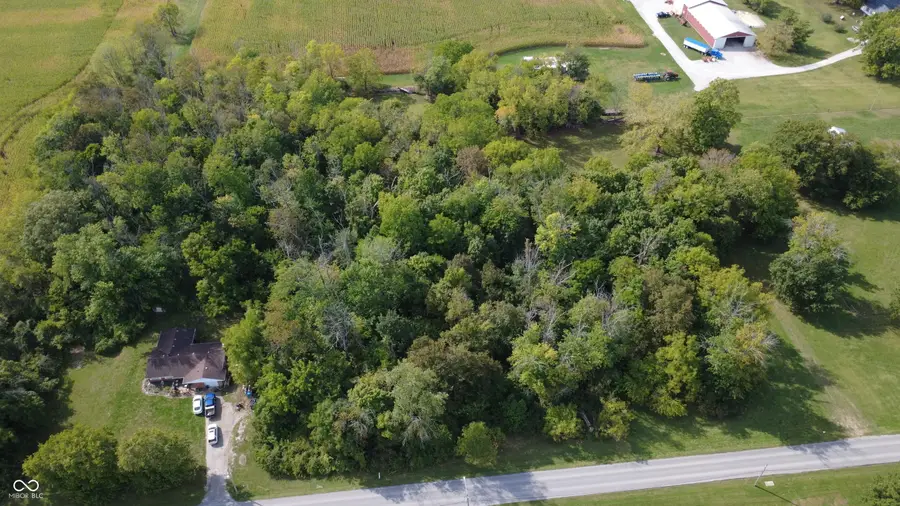 4810 N Centerline Road, Whiteland, IN 46184 - Image #2