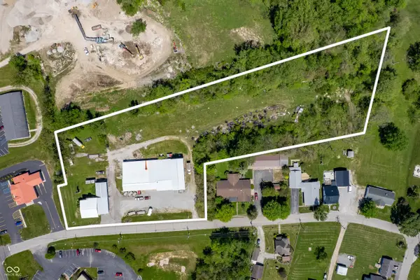 190 E Willard Avenue, Rushville, IN 46173