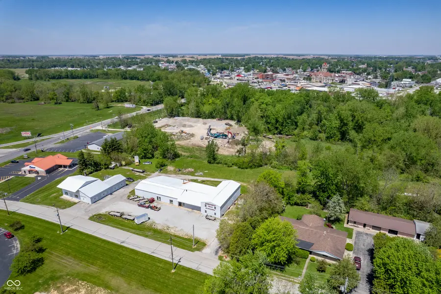 190 E Willard Avenue, Rushville, IN 46173 - Image #2