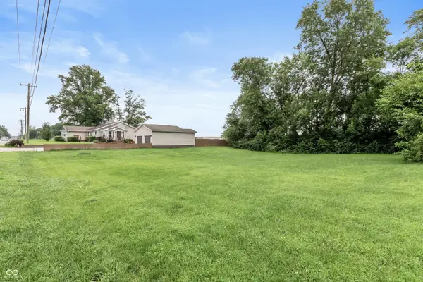 1725 W 2nd Street, Seymour, IN 47274