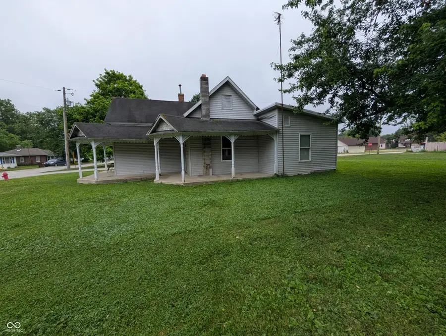 204 S Lafayette Street, Cloverdale, IN 46120 - Image #2