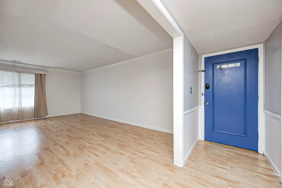 6417 Park Central Drive W #D, Indianapolis, IN 46260 - Image #2