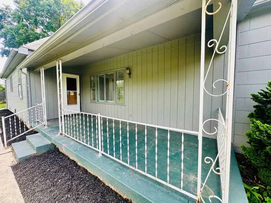 8110 S Edwards Avenue, Daleville, IN 47334 - Image #3