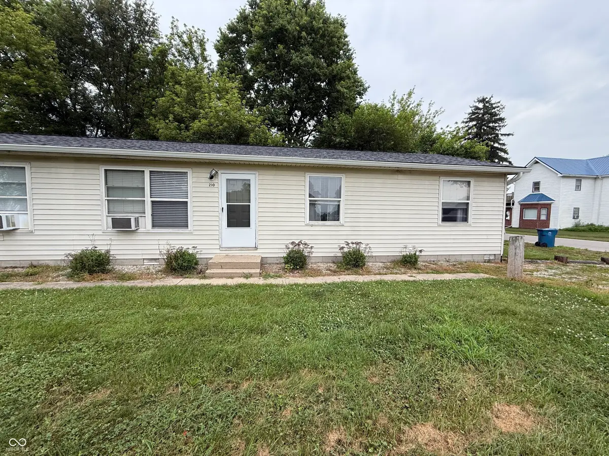 210 S Walnut Street, Atlanta, IN 46031 - Image #1