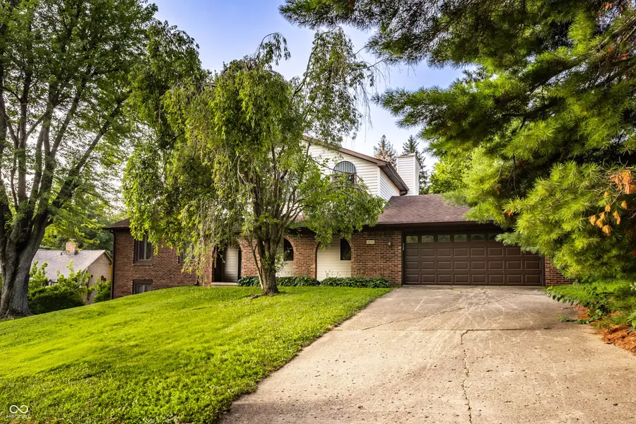 1637 Towe String Road, Indianapolis, IN 46217 - Image #3