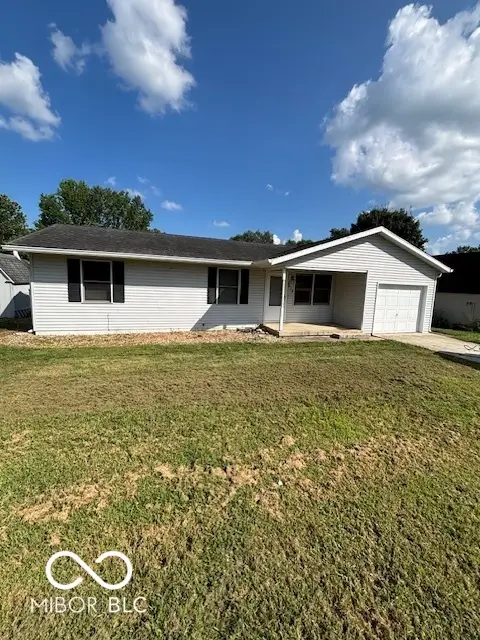 5912 S Charlie Avenue, Bloomington, IN 47403