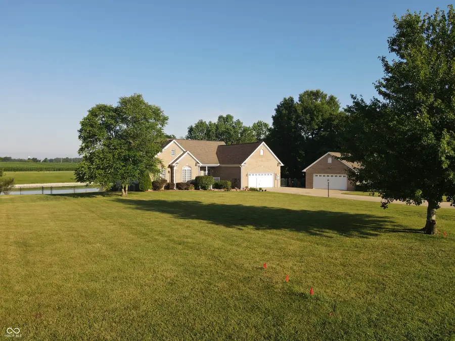 6483 N Private Road 310 W, Brazil, IN 47834 - Image #2