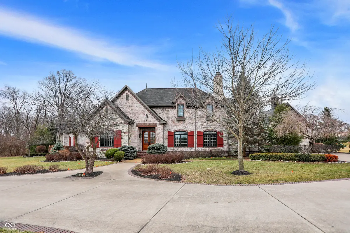 8581 Hunt Club Road, Zionsville, IN 46077 - #1