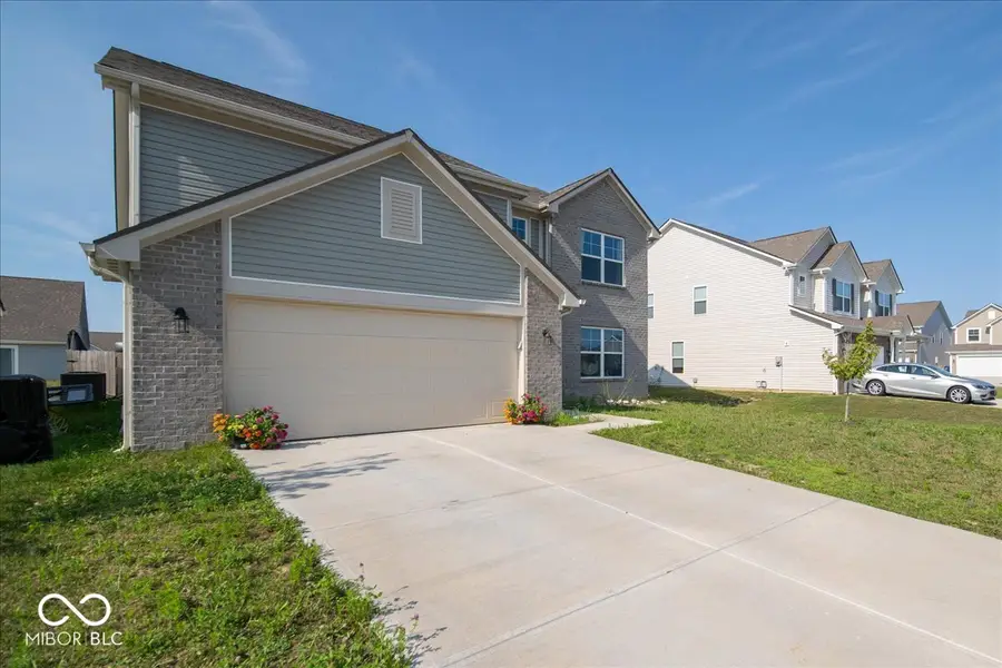 10518 Quartz Lane, Indianapolis, IN 46235 - Image #3