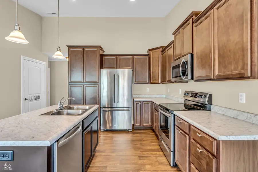 1041 Mount Olive Road, Whiteland, IN 46184 - Image #3