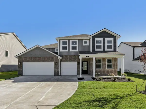 180 Ames Drive, Whiteland, IN 46184