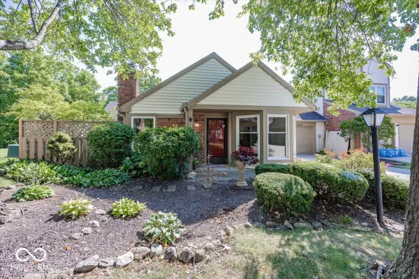 3046 Crimson Court E #61, Carmel, IN 46033