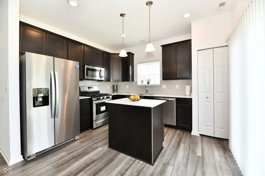 984 Bent Branch Lane, Greenwood, IN 46143 - Image #3