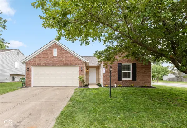 7399 Glendale Drive, Avon, IN 46123