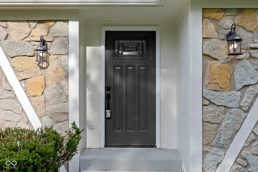 11830 N Gray Road N, Carmel, IN 46033 - Image #2