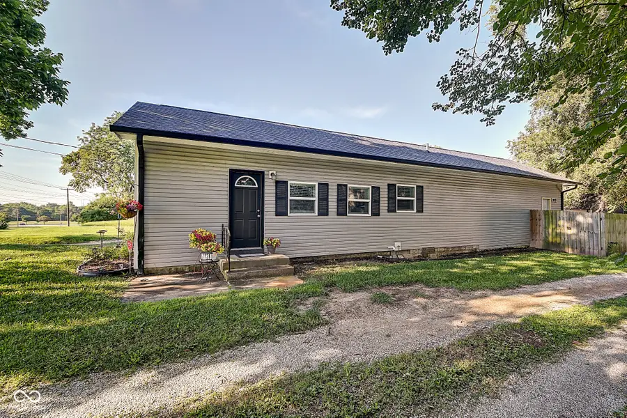 3828 Bluff Road, Indianapolis, IN 46217 - Image #3