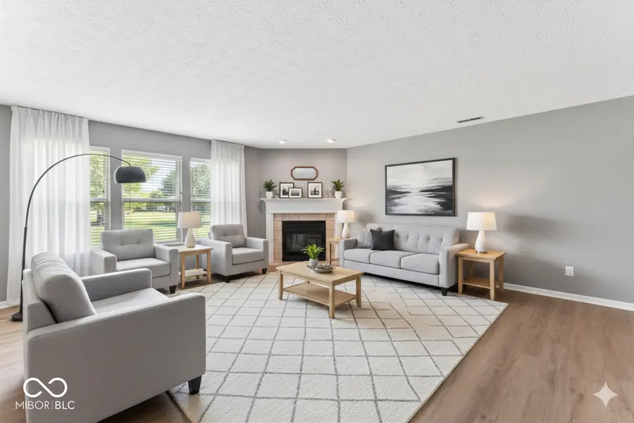 5872 Sandalwood Drive, Carmel, IN 46033 - Image #2