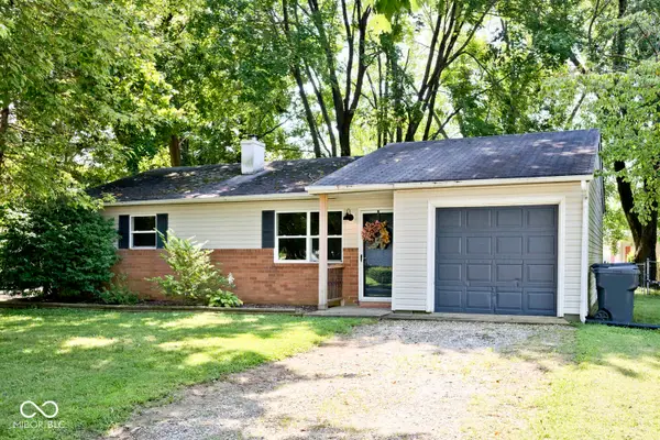 975 Rolling Hill Road, Greenwood, IN 46142