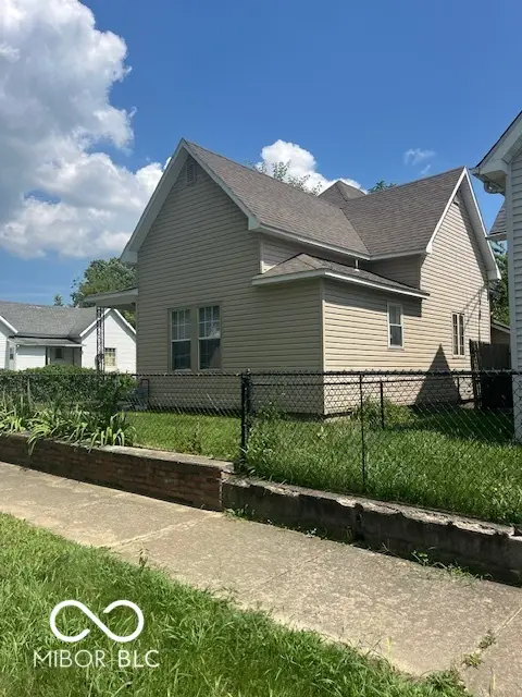 518 S Elliott Street, Muncie, IN 47305 - Image #2