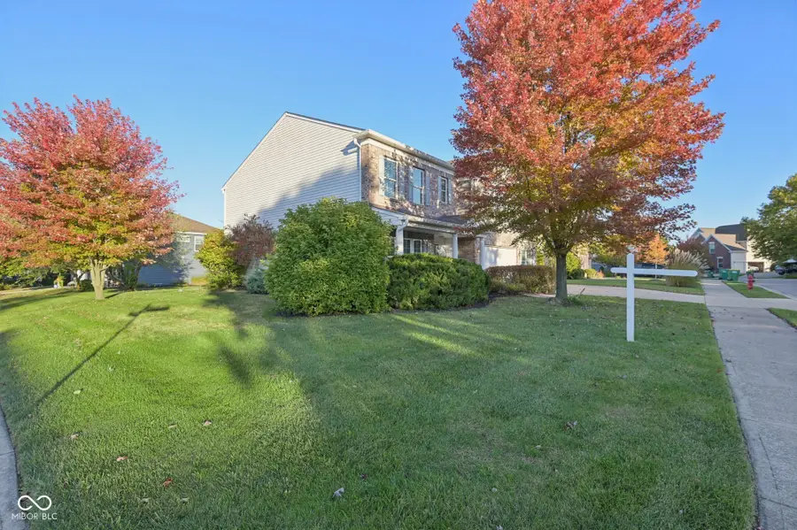 561 Plainville Drive, Westfield, IN 46074 - Image #2