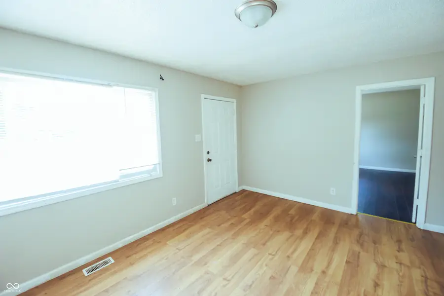 1329 Phillips Drive, Indianapolis, IN 46241 - Image #3